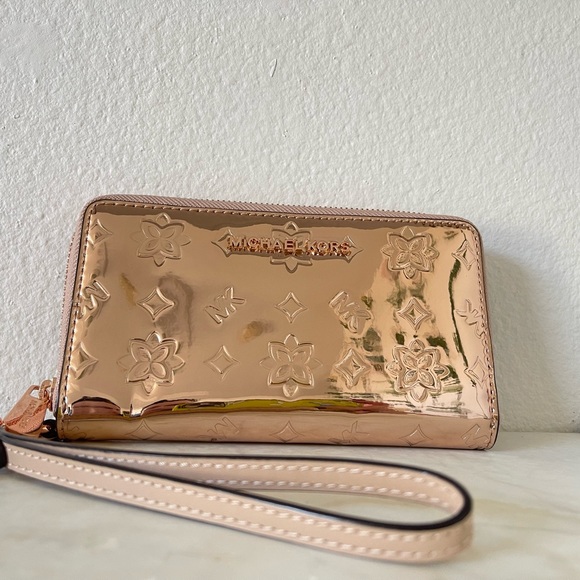 Rose Gold Michael Kors Clutch - Picture 1 of 3